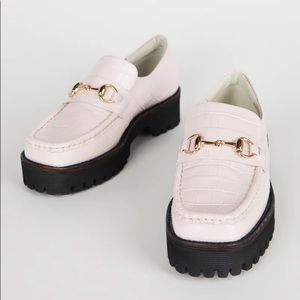 intentionally blank hk-2 loafer in baby pink 💓